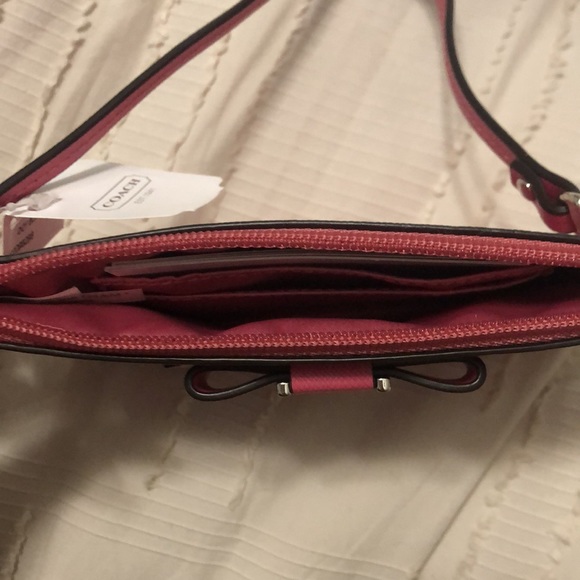 Coach wristlet purse - Picture 2 of 3